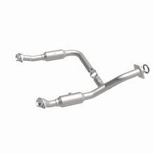 Load image into Gallery viewer, MagnaFlow Conv DF 06-09 Ford Explorer / 06-10 Mercury Mountaineer 4.6L Y-Pipe Assembly (49 State)