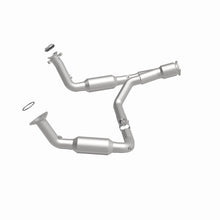 Load image into Gallery viewer, MagnaFlow Conv Direct Fit 07-09 Chevy Trailblazer SS 6.0L V8