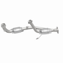 Load image into Gallery viewer, MagnaFlow Conv DF 96-99 Ford Taurus3.0L 50S