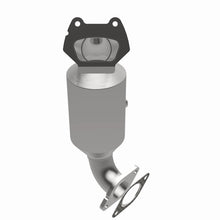 Load image into Gallery viewer, MagnaFlow OEM Grade 11-14 Dodge Grand Caravan Direct Fit Federal Rear Catalytic Converter