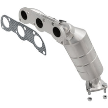 Load image into Gallery viewer, MagnaFlow Conv DF 04-05 Suz Verona2.5 Manifold Rear