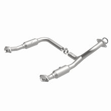 Load image into Gallery viewer, MagnaFlow Conv DF 06-09 Ford Explorer 4.6L Y-Pipe Assy/07-09 Explorer Sport Trac 4.6L