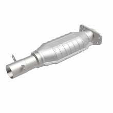 Load image into Gallery viewer, MagnaFlow California Grade Catalytic Converter Direct Fit 91-92 Oldsmobile Bravada V6 4.3L