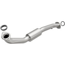 Load image into Gallery viewer, Magnaflow Conv DF 2009-2012 Highlander 2.7 L Underbody