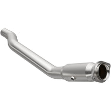 Load image into Gallery viewer, Magnaflow Conv DF 2012-2015 Grand Cherokee V8 6.4 OEM Underbody