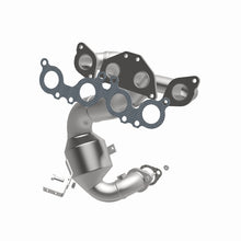 Load image into Gallery viewer, MagnaFlow Conv DF 05-11 Volvo XC90 4.4L Rear