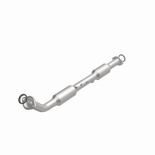 Load image into Gallery viewer, MagnaFlow Conv DF 05-09 Toyota Tacoma 2.7L