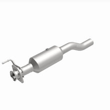 Load image into Gallery viewer, MagnaFlow 20-22 Ford F-350 Super Duty V8 7.3L Rear Underbody Direct Fit Catalytic Converter