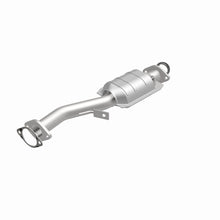 Load image into Gallery viewer, MagnaFlow Conv DF 95- 96 Impreza 2.2L Rear