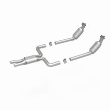 Load image into Gallery viewer, MagnaFlow Direct fit Catalytic Converter, Lincoln 03-06 8 3.9L; Y Pope Assy