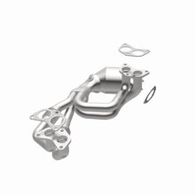 Load image into Gallery viewer, MagnaFlow Converter Direct Fit 06-11 Subaru Impreza 2.5L