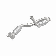 Load image into Gallery viewer, MagnaFlow Conv DF 96-99 Taurus 3.4L Front C