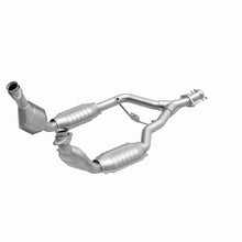 Load image into Gallery viewer, MagnaFlow Conv DF 96-98 Ford Mustang 3.8L