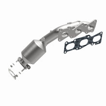 Load image into Gallery viewer, MagnaFlow OEM Grade Federal / EPA Compliant Manif Catalytic Converter 09-11 Hyundai Genesis V6 3.8L