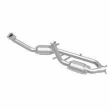 Load image into Gallery viewer, MagnaFlow Conv Direct Fit 97-98 Ford Windstar 3.0L