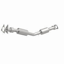 Load image into Gallery viewer, MagnaFlow Conv DF 05-07 Chevy Cobalt/06-07 HHR / 07 Pontiac G5 / 05-07 Saturn Ion/06-07 Ion-2/Ion-3