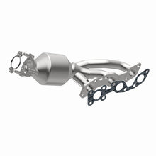 Load image into Gallery viewer, MagnaFlow Conv DF 01-04 Nissan Frontier Passenger Side Manifold