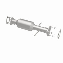 Load image into Gallery viewer, MagnaFlow California Grade Catalytic Converter Direct Fit 96-97 GMC Sonoma / Chevrolet S10