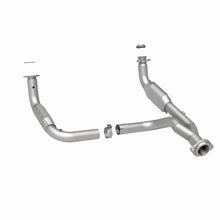 Load image into Gallery viewer, MagnaFlow Conv DF 07-09 Hummer Truck H2 Y-Pipe Assy