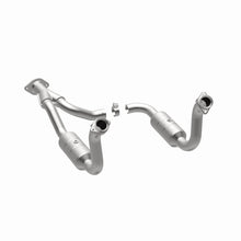 Load image into Gallery viewer, Magnaflow Conv DF 08-10 Ford F-250/F-250 SD/F-350/F-350 SD 5.4L/6.8L / F-450 SD 6.8L Y-Pipe Assembly