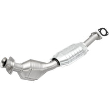 Load image into Gallery viewer, MagnaFlow Conv DF 95-02 Ford Crown Vic 4.6L