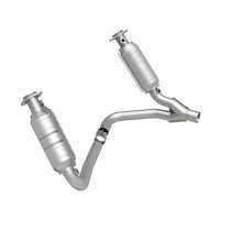 Load image into Gallery viewer, MagnaFlow Conv DF 05-06 Dodge Dakota/2006 Mitsubishi Raider 3.7L Y-Pipe Assembly