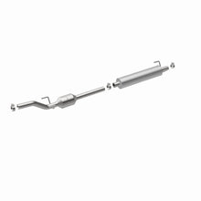 Load image into Gallery viewer, Magnaflow Conv DF 2002-2006 Sprinter 2500 2.7 L Underbody