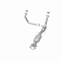 Load image into Gallery viewer, MagnaFlow Conv DF 00-04 Chevy S10 Pickup 4.3L 2WD A/T / 00-04 GMC Sonoma 4.3L 2WD A/T