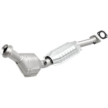 Load image into Gallery viewer, MagnaFlow Conv DF 95-02 Ford Crown Vic 4.6L