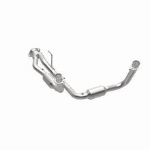 Load image into Gallery viewer, MagnaFlow Conv DF 05-06 Jeep Grand Cherokee 3.7L Y-Pipe Assy (49 State)