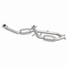 Load image into Gallery viewer, MagnaFlow Conv Direct Fit 97-98 Ford Windstar 3.0L