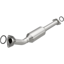 Load image into Gallery viewer, MagnaFlow Conv Direct Fit OEM 2003-2004 Toyota Tundra Underbody - 28.75in Length