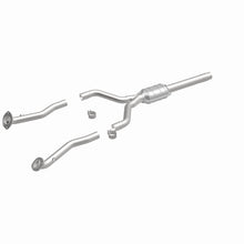 Load image into Gallery viewer, MagnaFlow Conv DF 96-97 Lexus LS400 4.0L rear