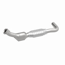 Load image into Gallery viewer, MagnaFlow Conv DF 99-00 Ford Trucks 5.4L