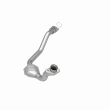 Load image into Gallery viewer, MagnaFlow Conv DF 96-97 Ford Explorer 5.0L