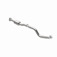 Load image into Gallery viewer, MagnaFlow 2009 Chevrolet Express 4500 V8 6.0L Right Underbody Catalytic Converter