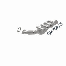 Load image into Gallery viewer, MagnaFlow Conv DF 05-06 Ford Focus 2.0L