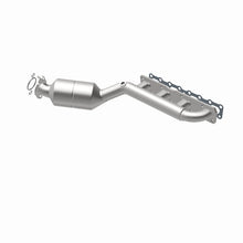 Load image into Gallery viewer, MagnaFlow Direct-Fit SS Catalytic Converter 04-06 Nissan Titan 5.6L V8 (California)