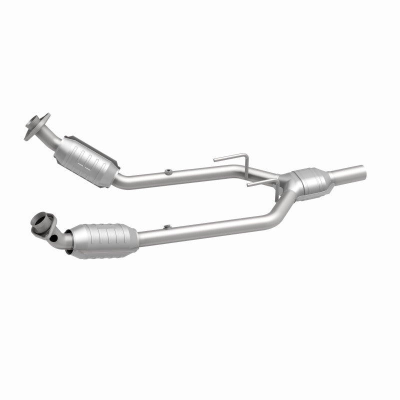 MagnaFlow Conv DF 96-97 Mercury Cougar 3.8L