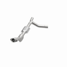 Load image into Gallery viewer, MagnaFlow Conv DF 00-04 Ford E150 4.6L P/S