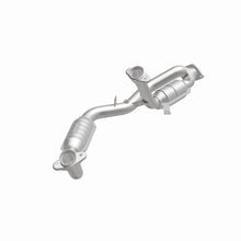 Load image into Gallery viewer, MagnaFlow Conv DF 96-99 Ford Taurus3.0L 50S