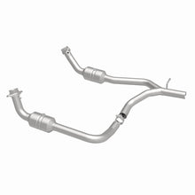 Load image into Gallery viewer, Magnaflow Conv DF 2009-2014 E-150 4.6 L Underbody