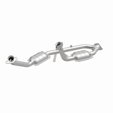 Load image into Gallery viewer, MagnaFlow Conv Direct Fit 97-98 Ford Windstar 3.0L