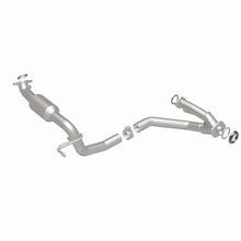 Load image into Gallery viewer, MagnaFlow 05-07 / 09-11 Toyota Tacoma Direct-Fit Catalytic Converter