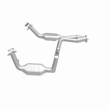 Load image into Gallery viewer, MagnaFlow Conv DF 02-06 Cadillac Escalade / 02-06 Chevy Avalanche 5.3L Dual Conv Y-Pipe Assembly 2WD