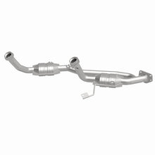 Load image into Gallery viewer, MagnaFlow Conv DF 04 Ford Freestar 3.9L