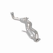 Load image into Gallery viewer, MagnaFlow Conv DF 96-99 Ford Taurus3.0L 50S