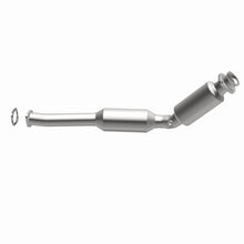 Load image into Gallery viewer, MagnaFlow 04-11 Lincoln Town Car V8 4.6L GAS California Catalytic Converter Direct Fit