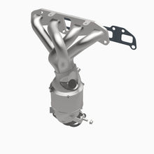 Load image into Gallery viewer, MagnaFlow 02-06 Nisssan Altima/Sentra V4 2.5L Manifold Direct Fit Catalytic Converter