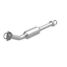 Load image into Gallery viewer, MagnaFlow Conv Direct Fit OEM 2003-2004 Toyota Tundra Underbody - 28.75in Length